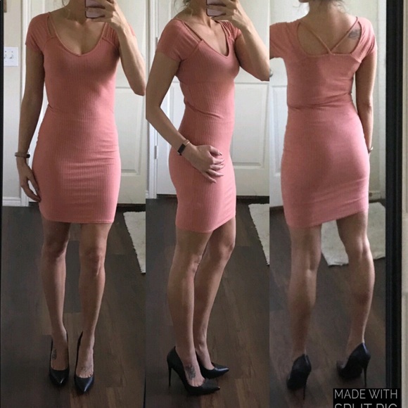 Charlotte Russe Dresses & Skirts - Charlotte Russe salmon pink ribbed cutout dress